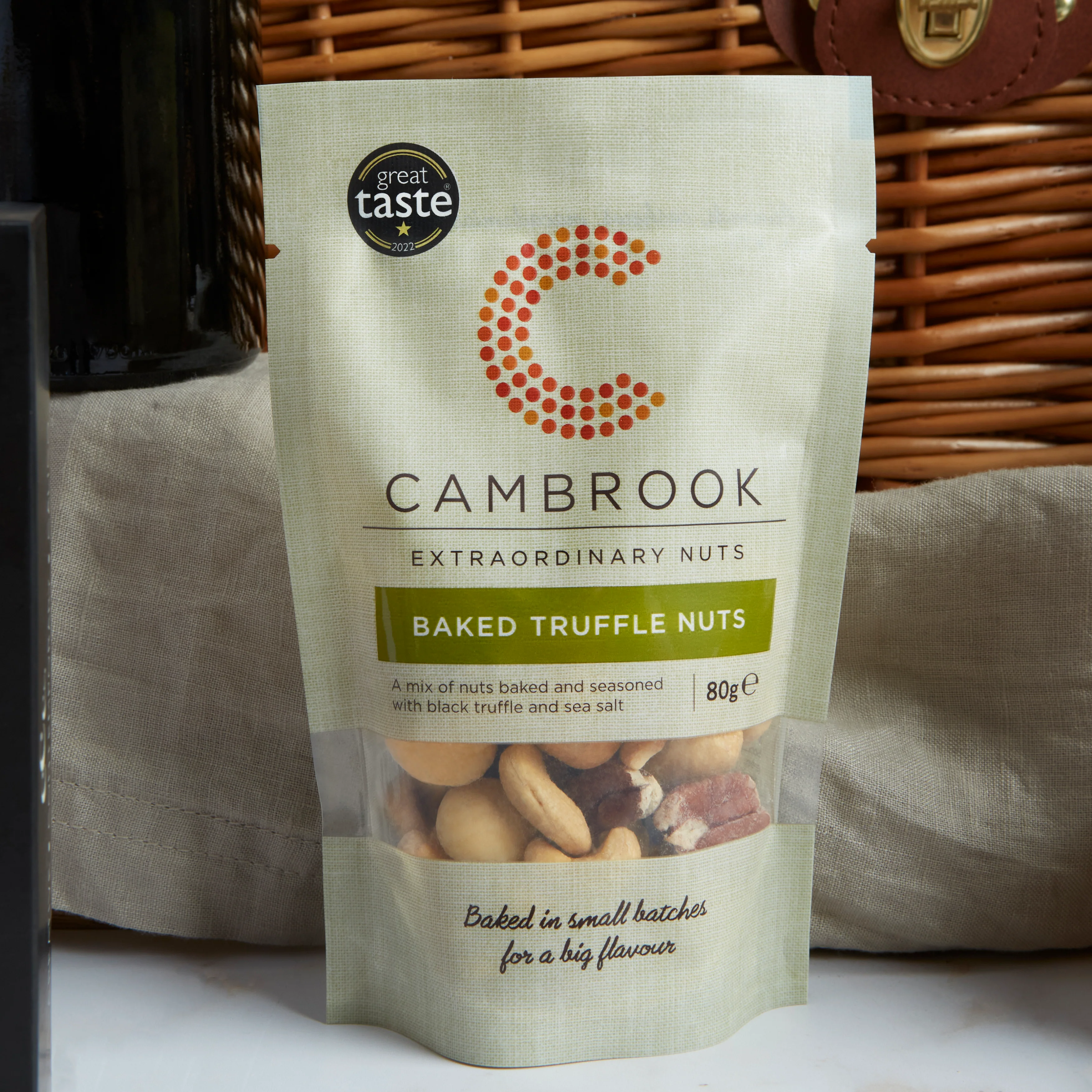 Classic Food and Drink Hamper - Image 8