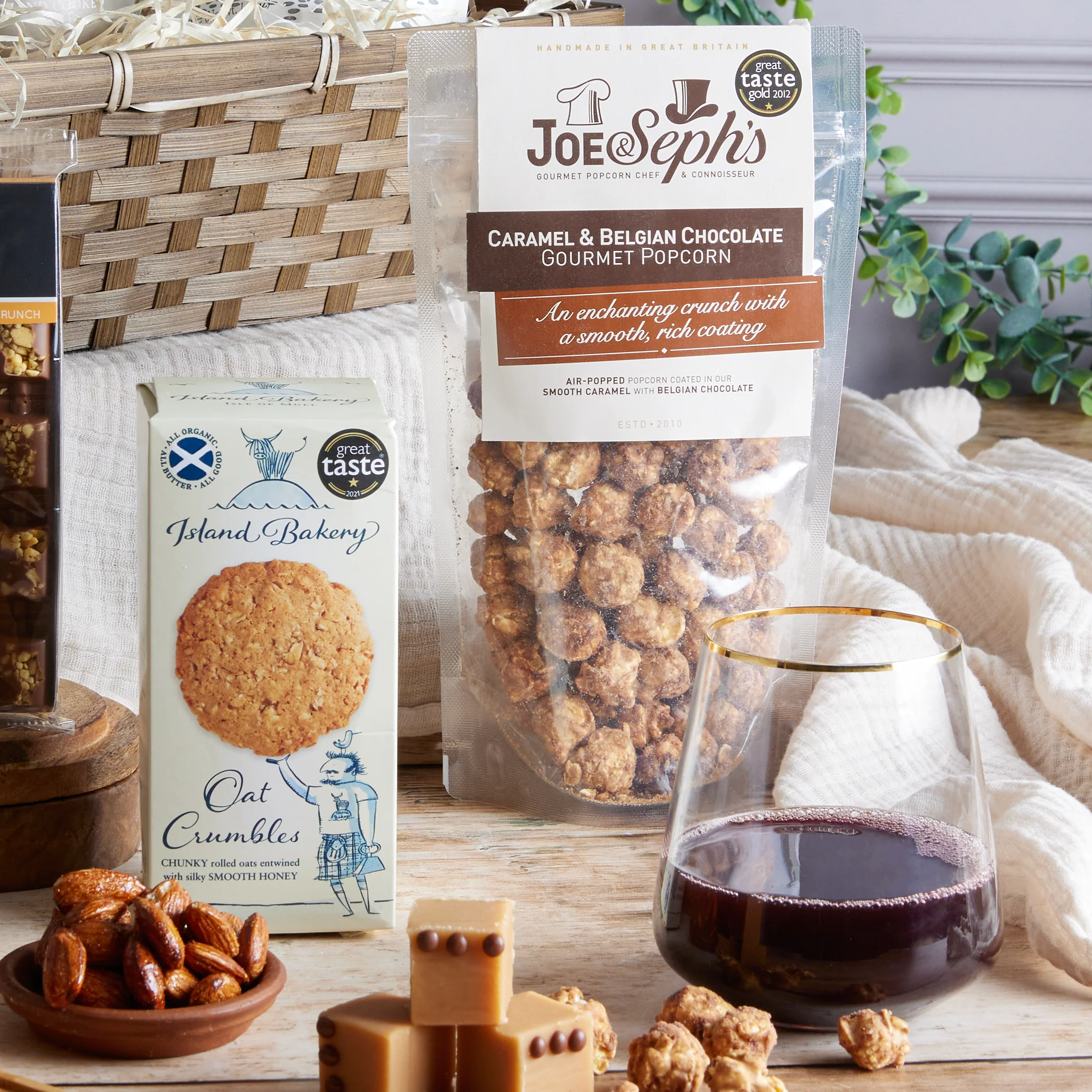 Gourmet Food and Wine Hamper - Image 4