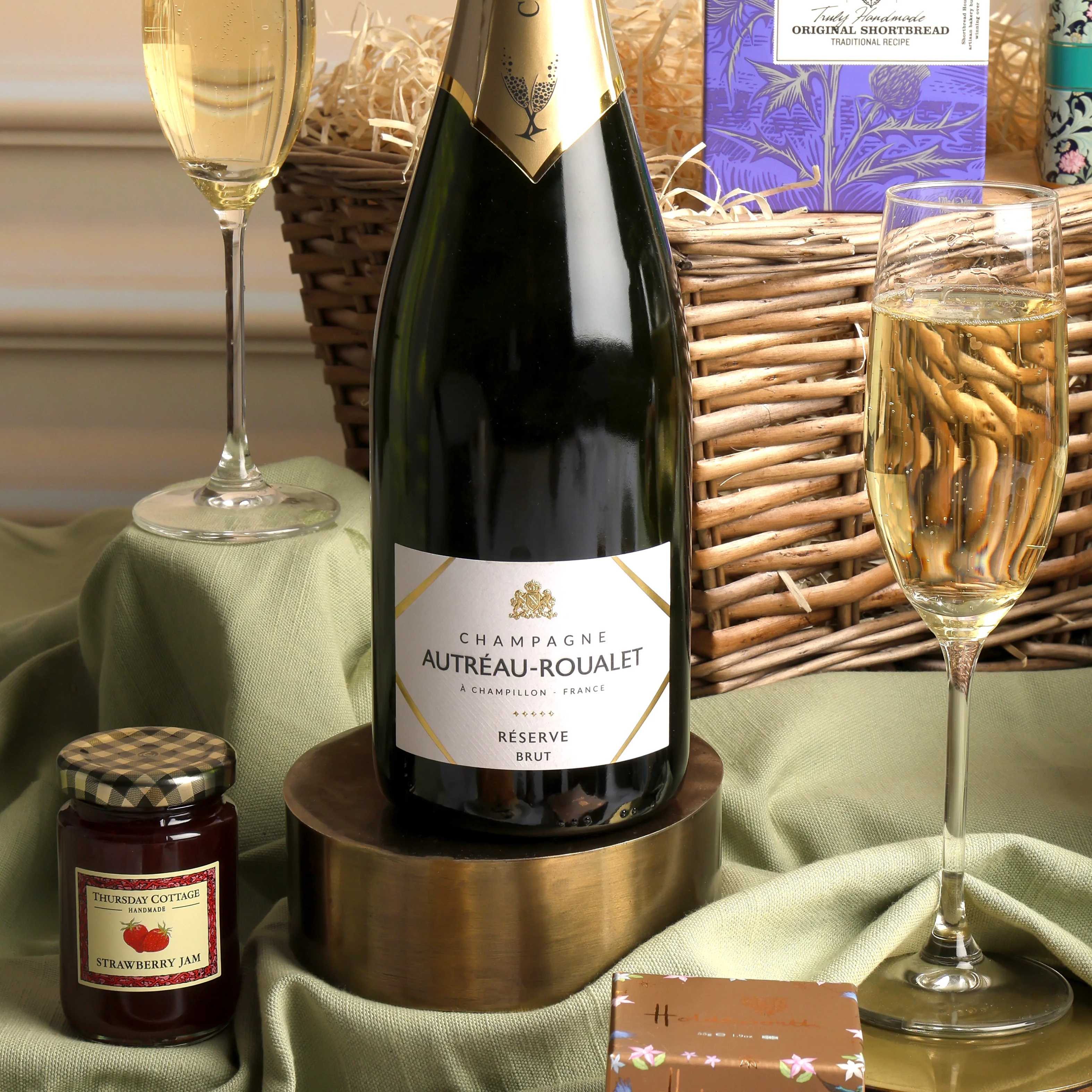 Luxury Champagne Afternoon Tea Hamper - Image 3