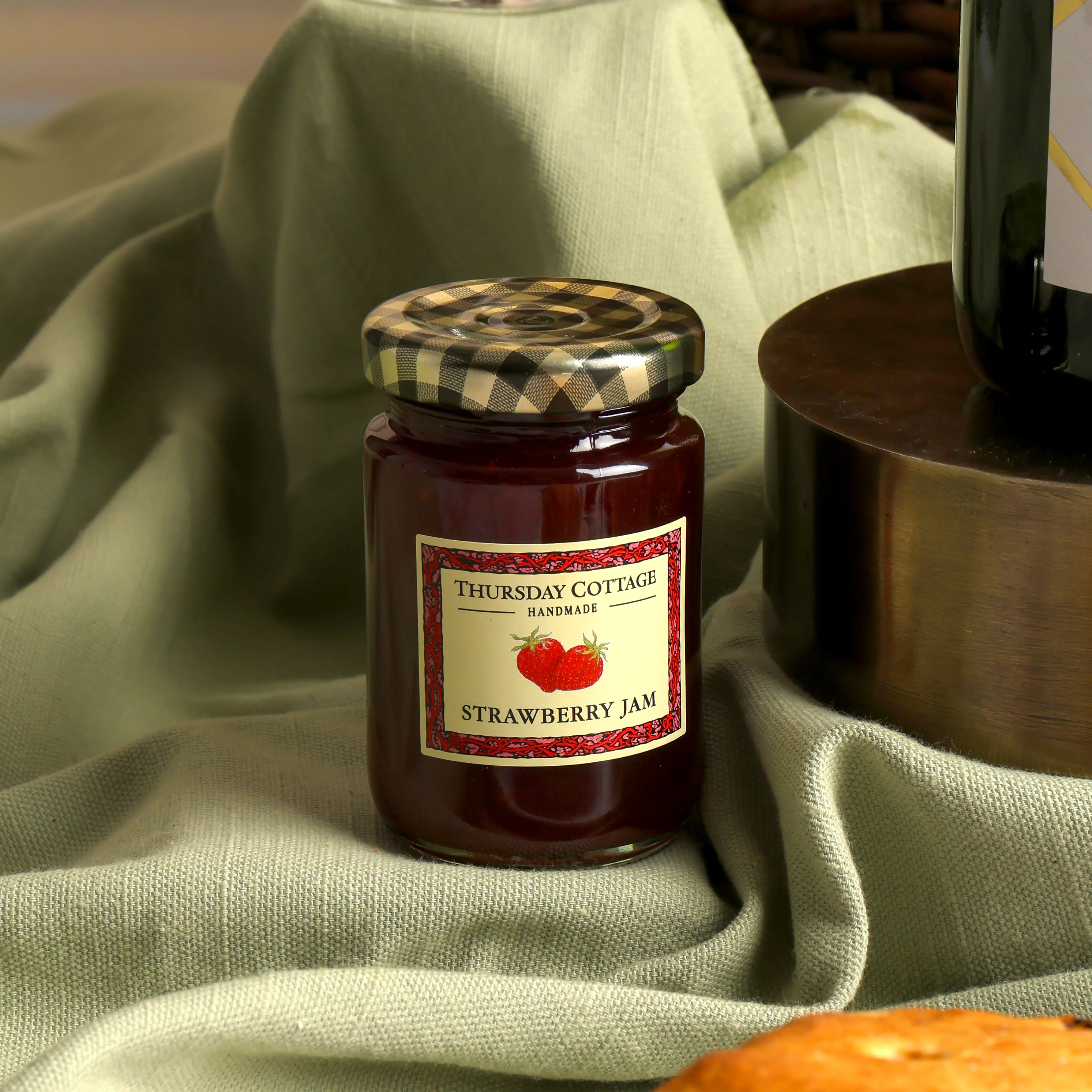 Luxury Champagne Afternoon Tea Hamper - Image 8