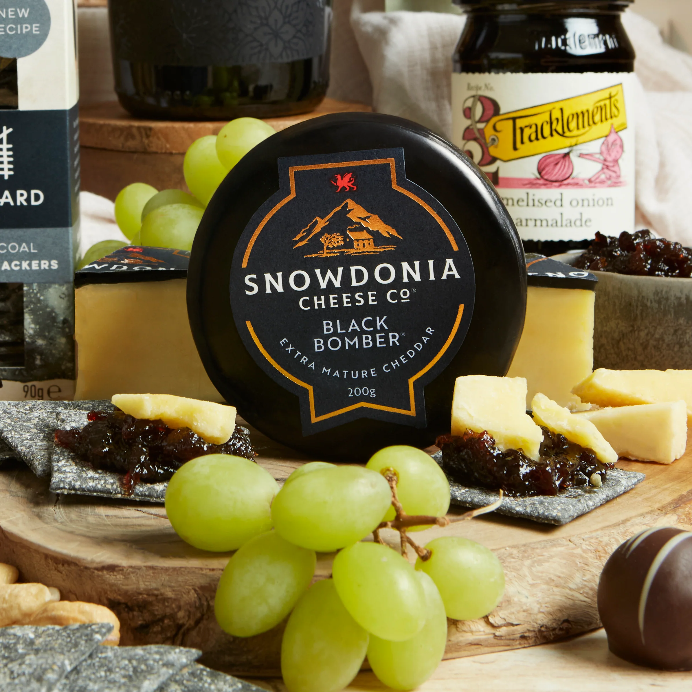 Luxury Food and Wine Basket - Image 4